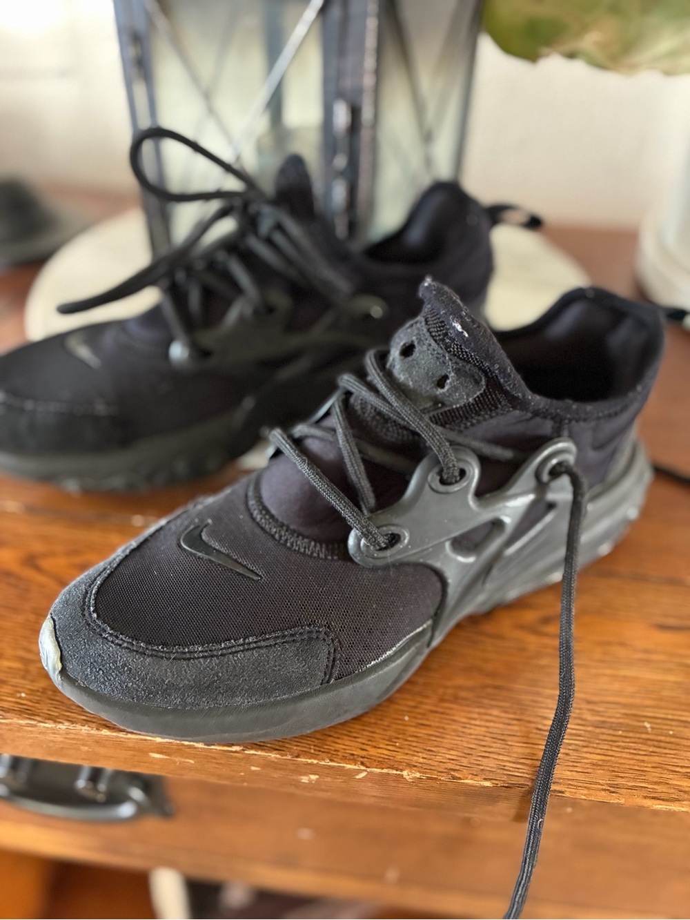 Nike Kids Black Casual Sneakers with Pull Tab